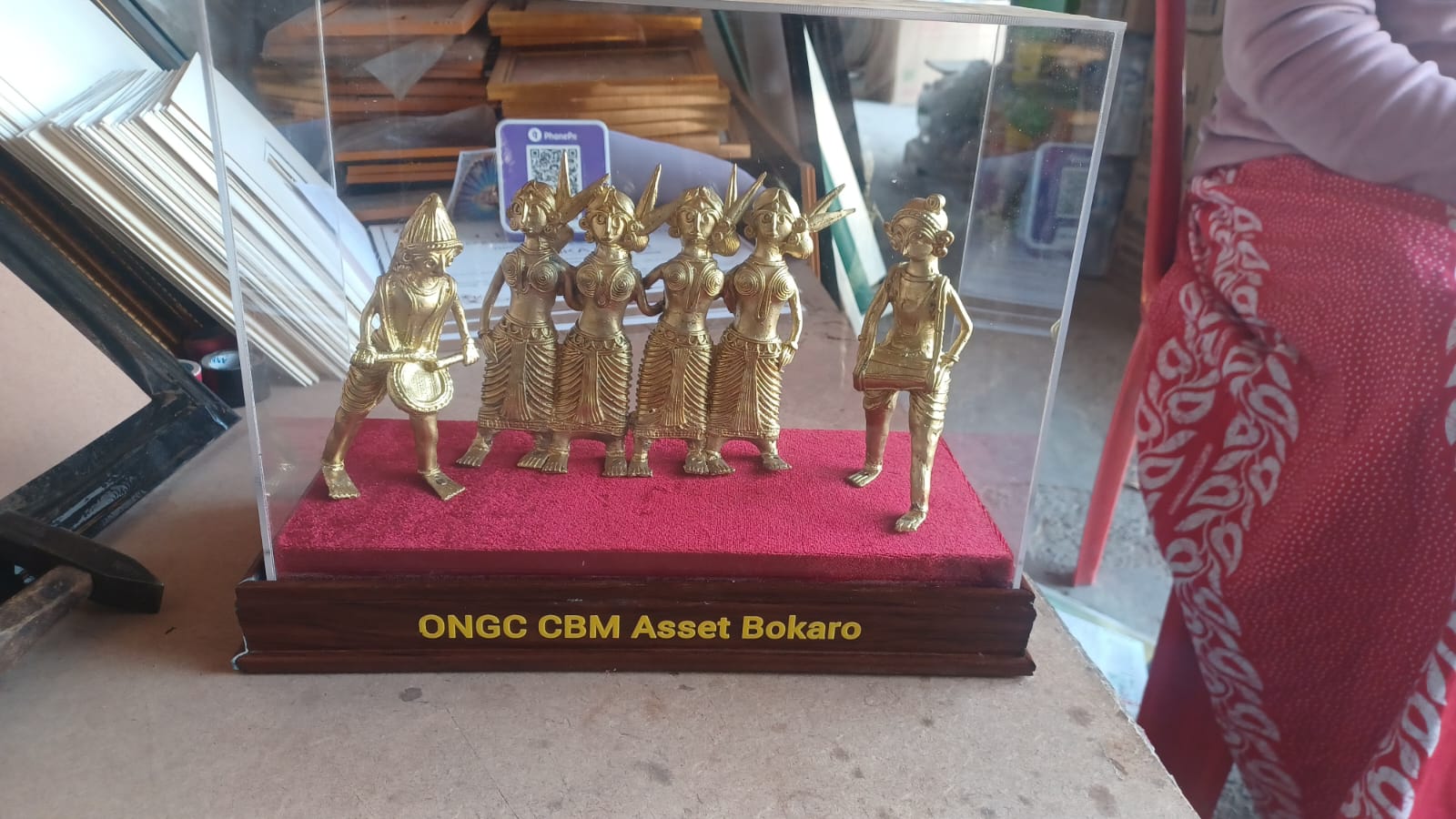 Dhokra Moments Handcrafted Brass Tribal Karma Dance Memento